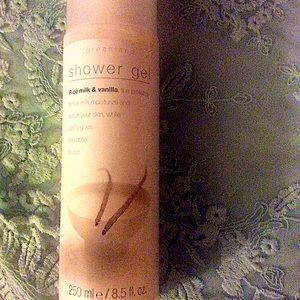 Greenland brand vanilla & rice milk shower gel discontinued HTF